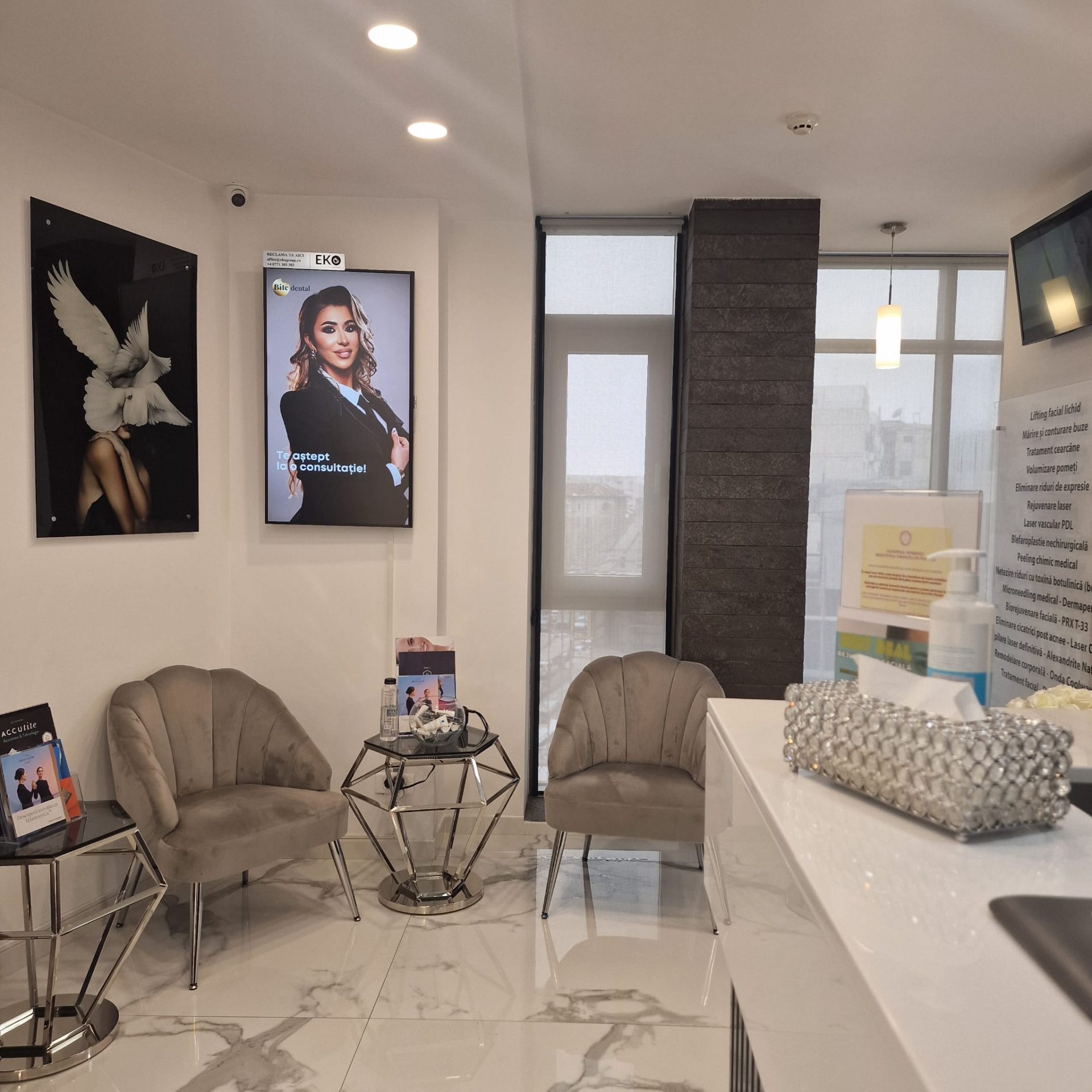 Reteaua-Digitala-Indoor-DOOH-DERMA-BEAUTY-CLINIQUE-UNIRII-1